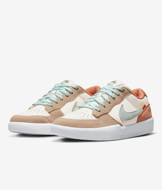 Nike SB Force 58