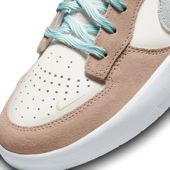 Nike SB Force 58