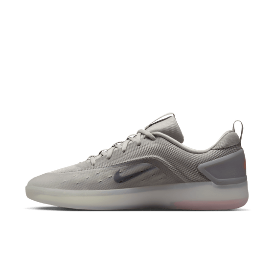 Nike SB Zoom Nyjah 4 Silver
