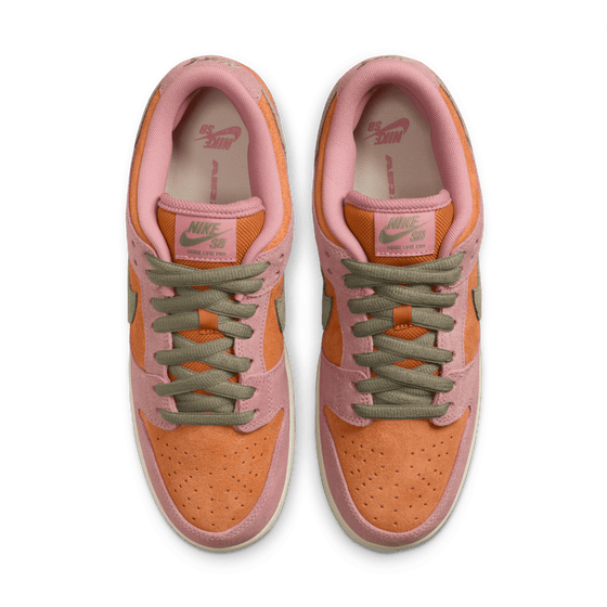 Nike SB Dunk Low Pro
