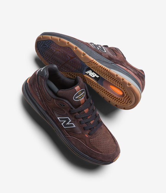 New Balance Numeric Reynolds 933