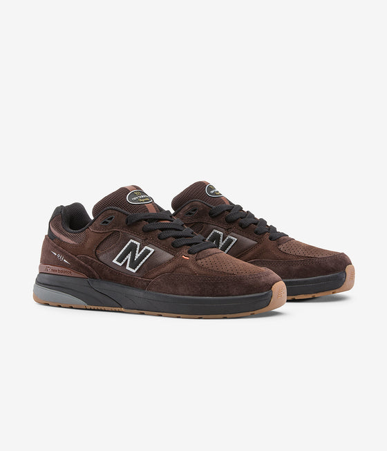 New Balance Numeric Reynolds 933