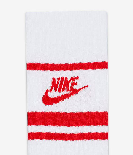 Nike Sportswear Everyday Essential Sock