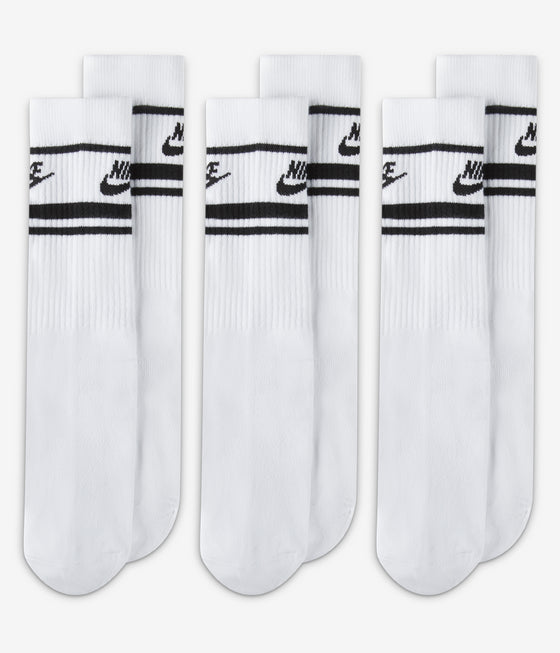 Nike Sportswear Everyday Essential Sock