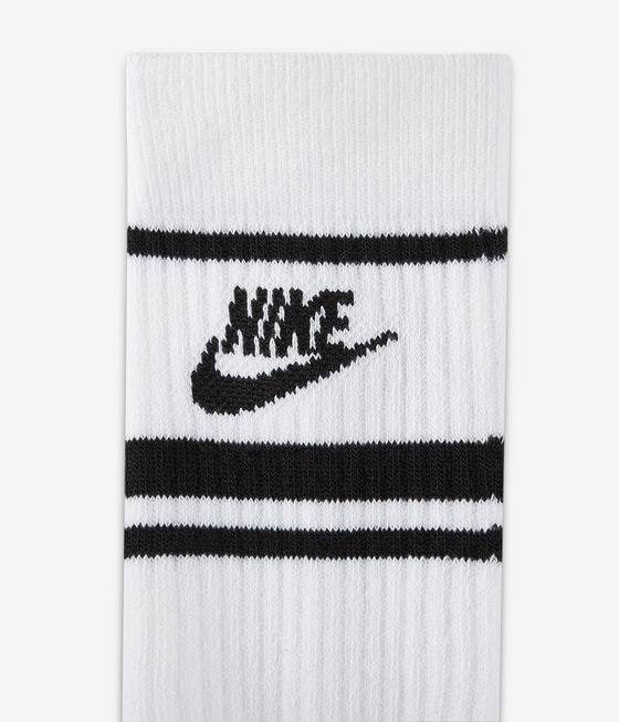 Nike Sportswear Everyday Essential Sock